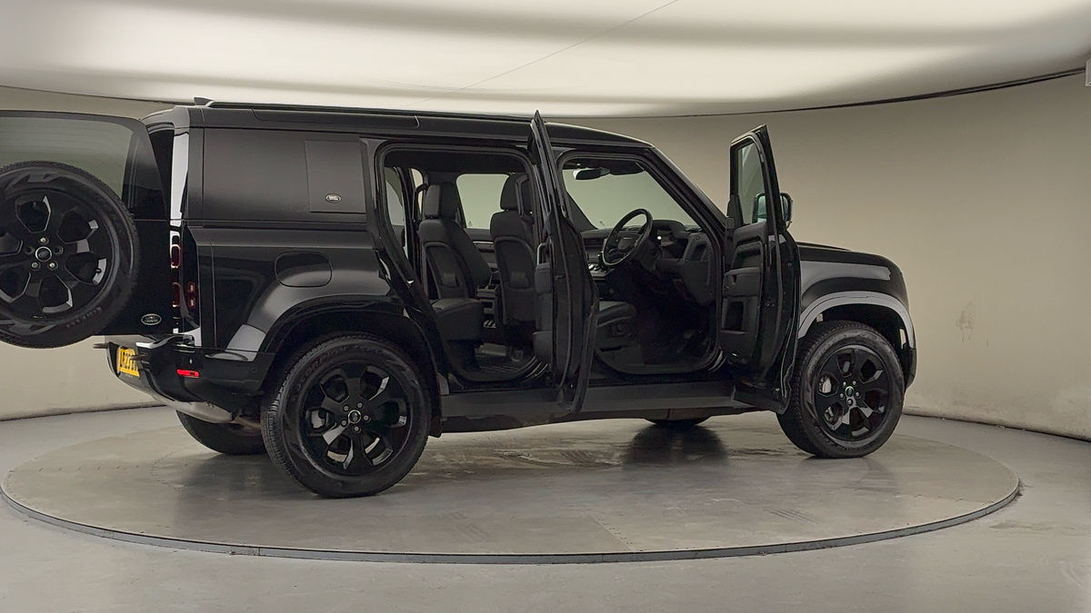 Used Land Rover Defender 110 2023 for sale - 77395063: Photo 58