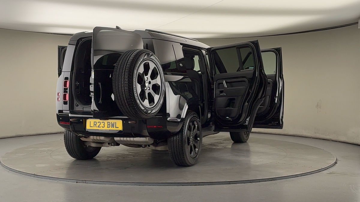 Used Land Rover Defender 110 2023 for sale - 77395063: Photo 60