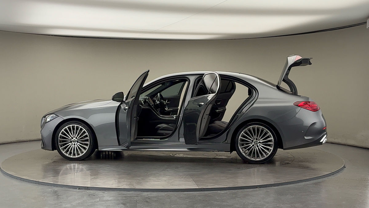 Used Mercedes-Benz C Class 2022 for sale - 75717192: Photo 46