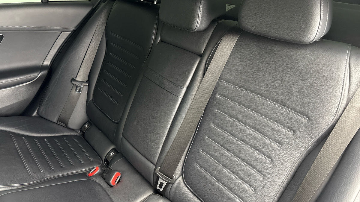 Used Mercedes-Benz C Class 2022 for sale - 75717192: Photo 8