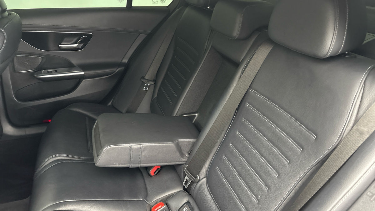 Used Mercedes-Benz C Class 2022 for sale - 75717192: Photo 9