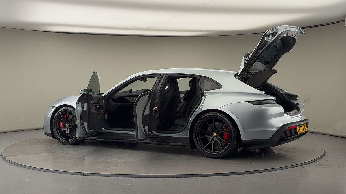 Used Porsche Taycan 2023 for sale - 77452772: Photo 47