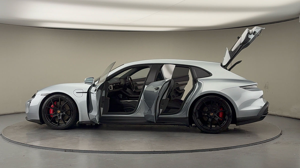 Used Porsche Taycan 2023 for sale - 77452772: Photo 48