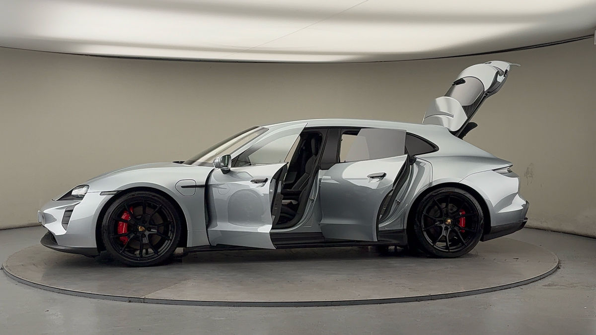 Used Porsche Taycan 2023 for sale - 77452772: Photo 49