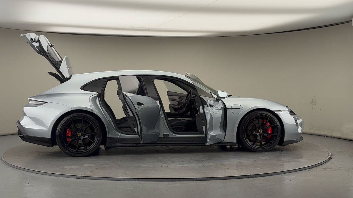 Used Porsche Taycan 2023 for sale - 77452772: Photo 58