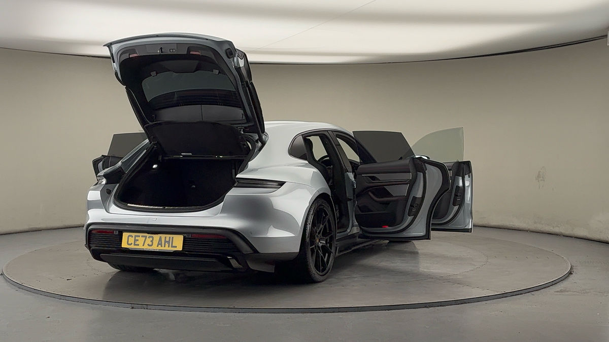 Used Porsche Taycan 2023 for sale - 77452772: Photo 61