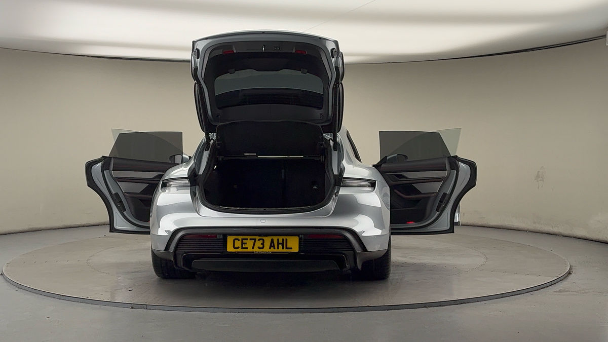 Used Porsche Taycan 2023 for sale - 77452772: Photo 62