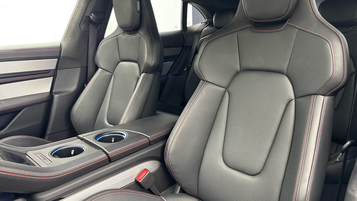 Used Porsche Taycan 2023 for sale - 77452772: Photo 7