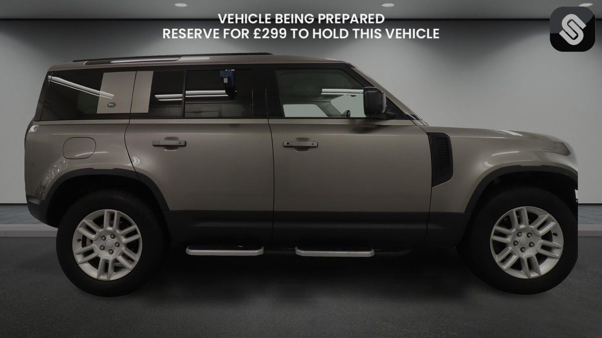 Used Land Rover Defender 110 2021 for sale - 76520960: Photo 14