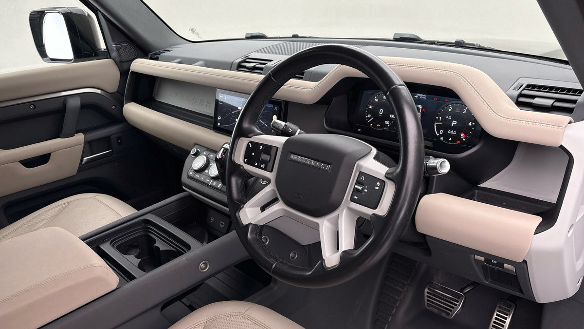 Used Land Rover Defender 110 2021 for sale - 76520960: Photo 15