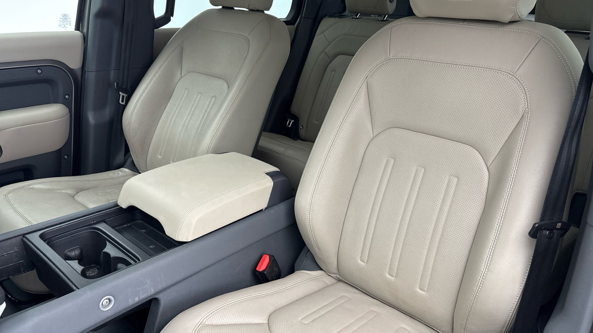 Used Land Rover Defender 110 2021 for sale - 76520960: Photo 19