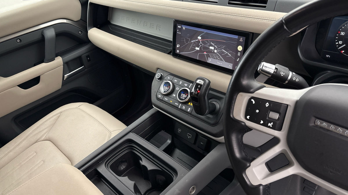 Used Land Rover Defender 110 2021 for sale - 76520960: Photo 30