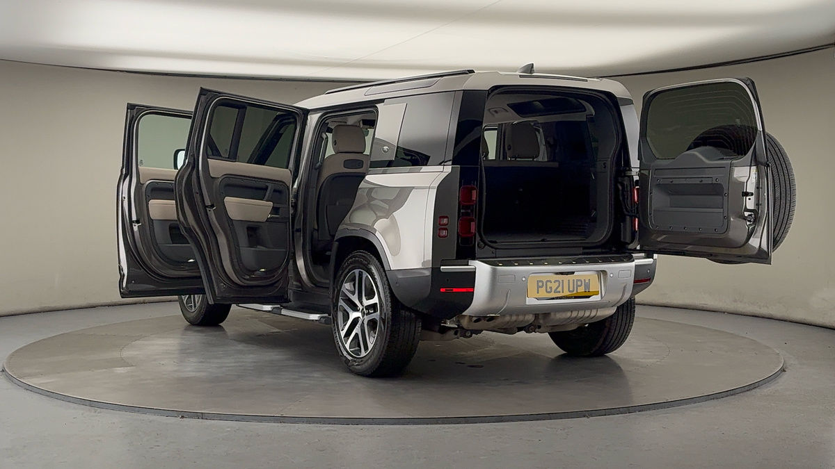 Used Land Rover Defender 110 2021 for sale - 76520960: Photo 35