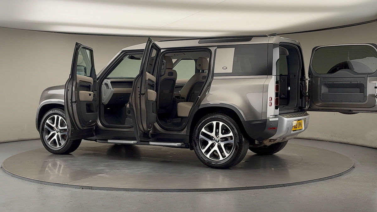 Used Land Rover Defender 110 2021 for sale - 76520960: Photo 57