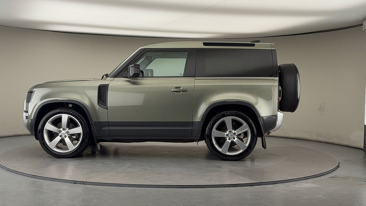 Used Land Rover Defender 90 2024 for sale - 77609658: Photo 15