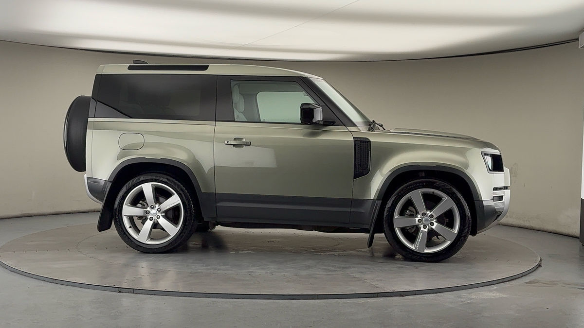 Used Land Rover Defender 90 2024 for sale - 77609658: Photo 36