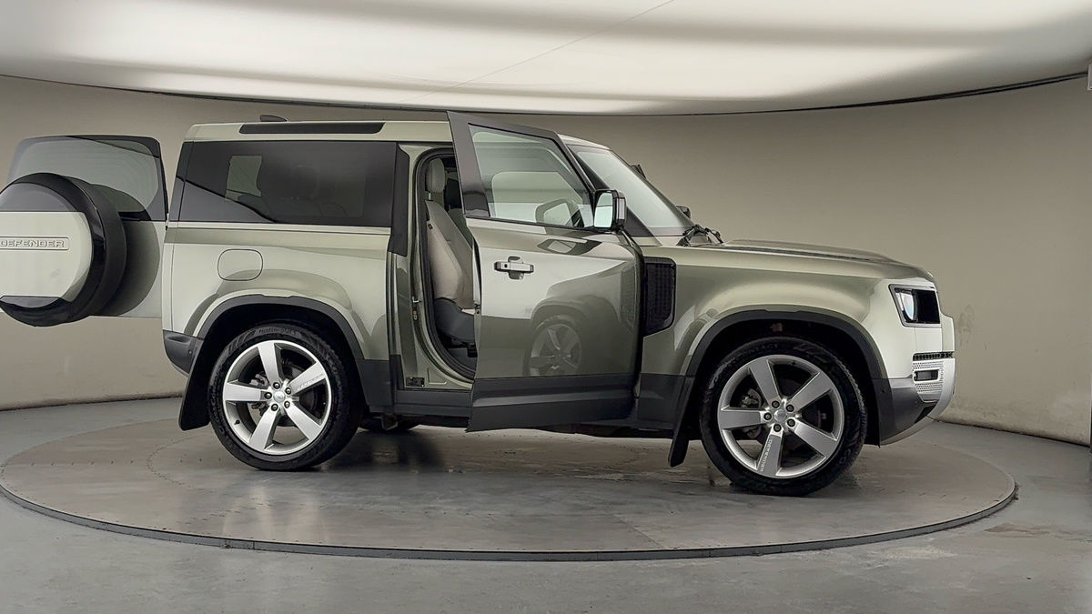 Used Land Rover Defender 90 2024 for sale - 77609658: Photo 55