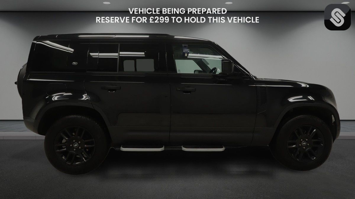 Used Land Rover Defender 2022 for sale - 77655931: Photo 5