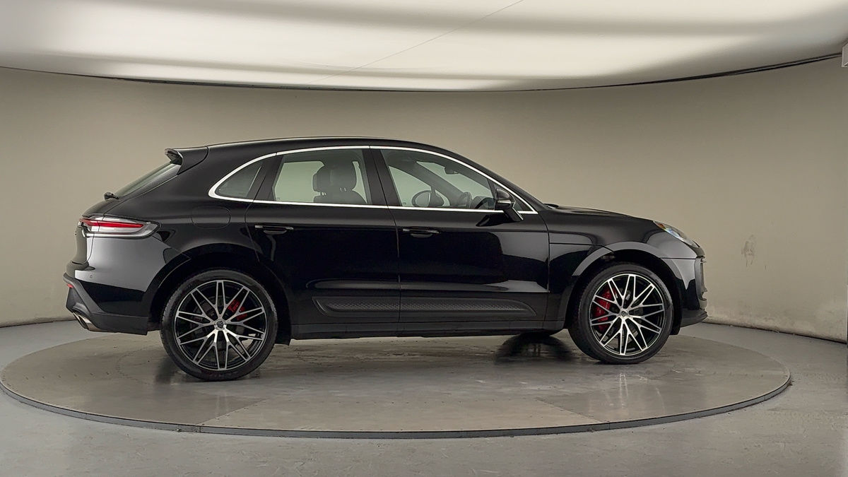 Used Porsche Macan 2021 for sale - 76974106: Photo 38