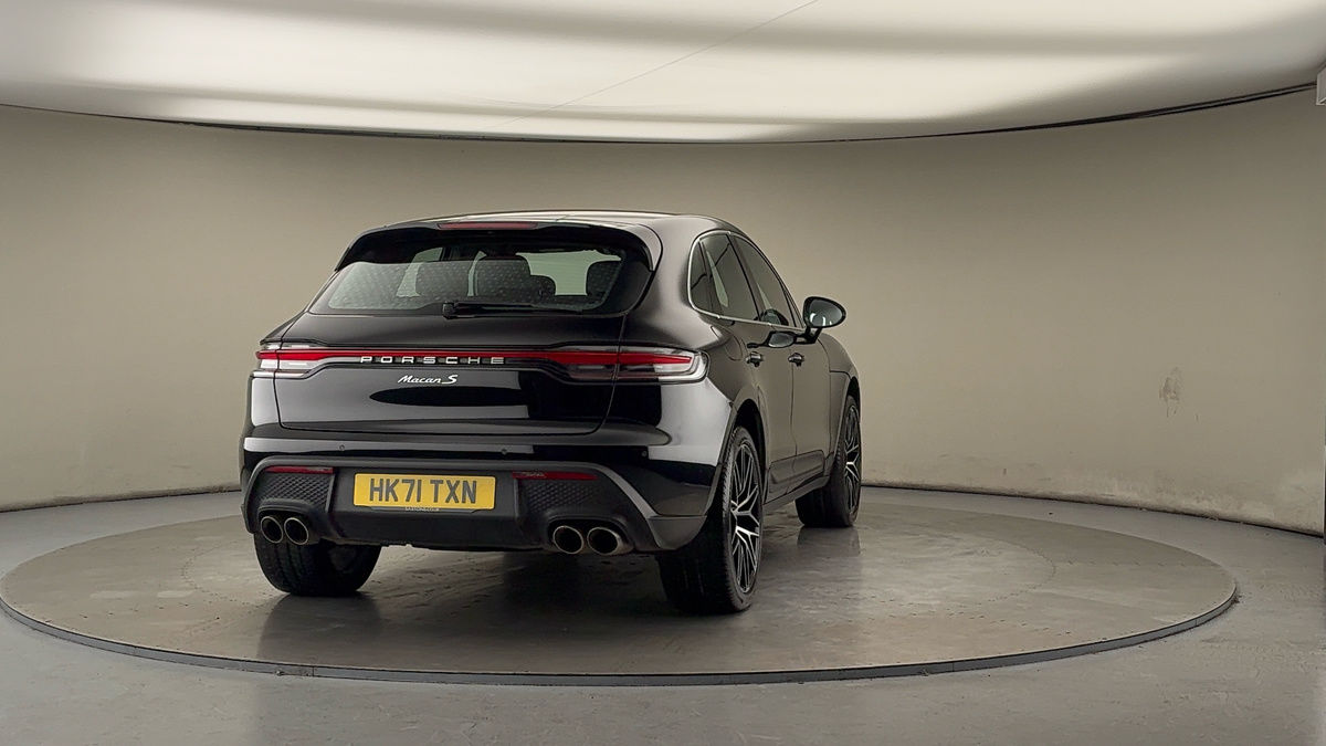 Used Porsche Macan 2021 for sale - 76974106: Photo 41