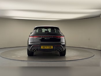 Used Porsche Macan 2021 for sale - 76974106: Photo