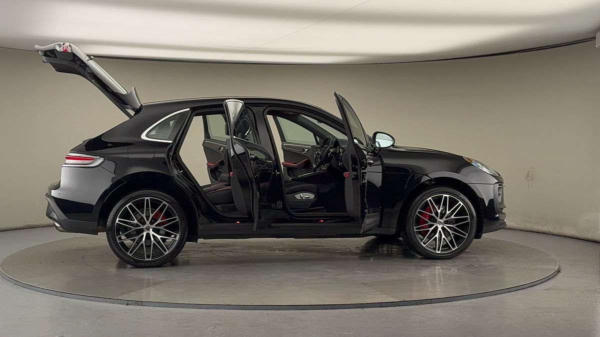 Used Porsche Macan 2021 for sale - 76974106: Photo 57