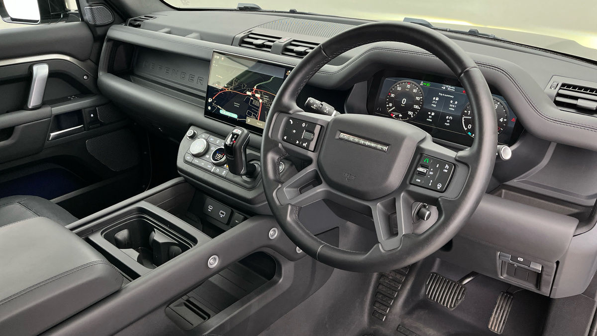 Used Land Rover Defender 110 2023 for sale - 76040248: Photo 10