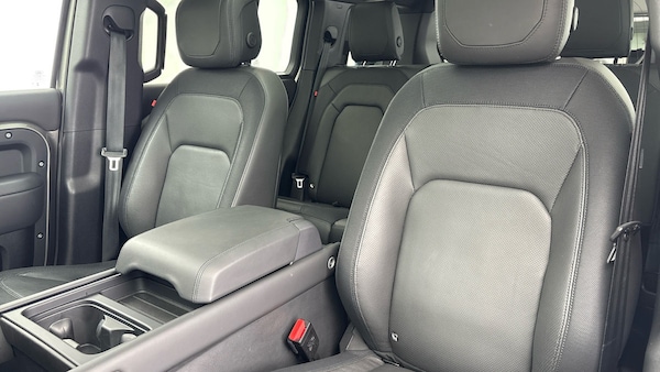 Used Land Rover Defender 110 2023 for sale - 76040248: Photo 13
