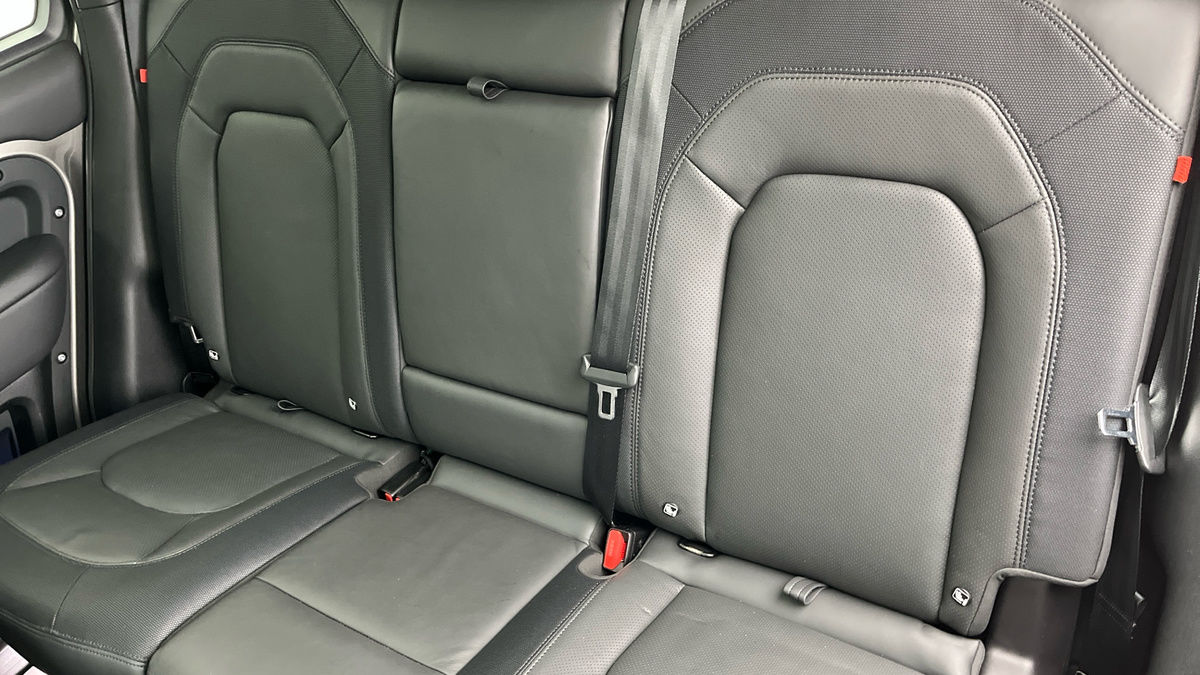 Used Land Rover Defender 110 2023 for sale - 76040248: Photo 16