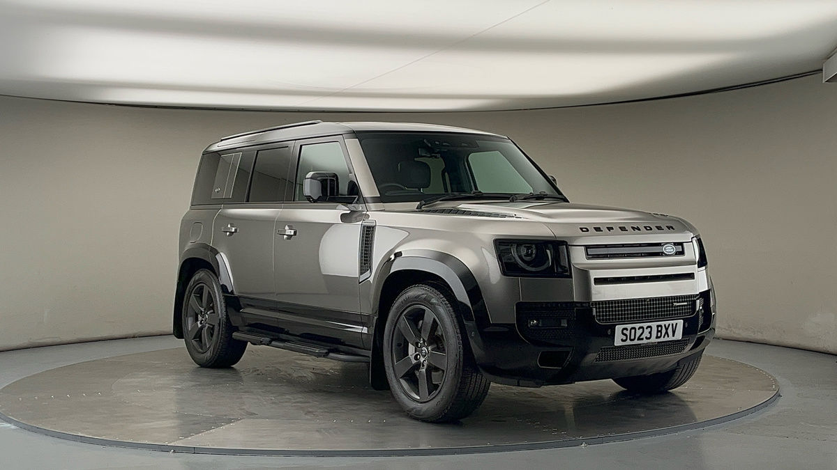 Used Land Rover Defender 110 2023 for sale - 76040248: Photo 2