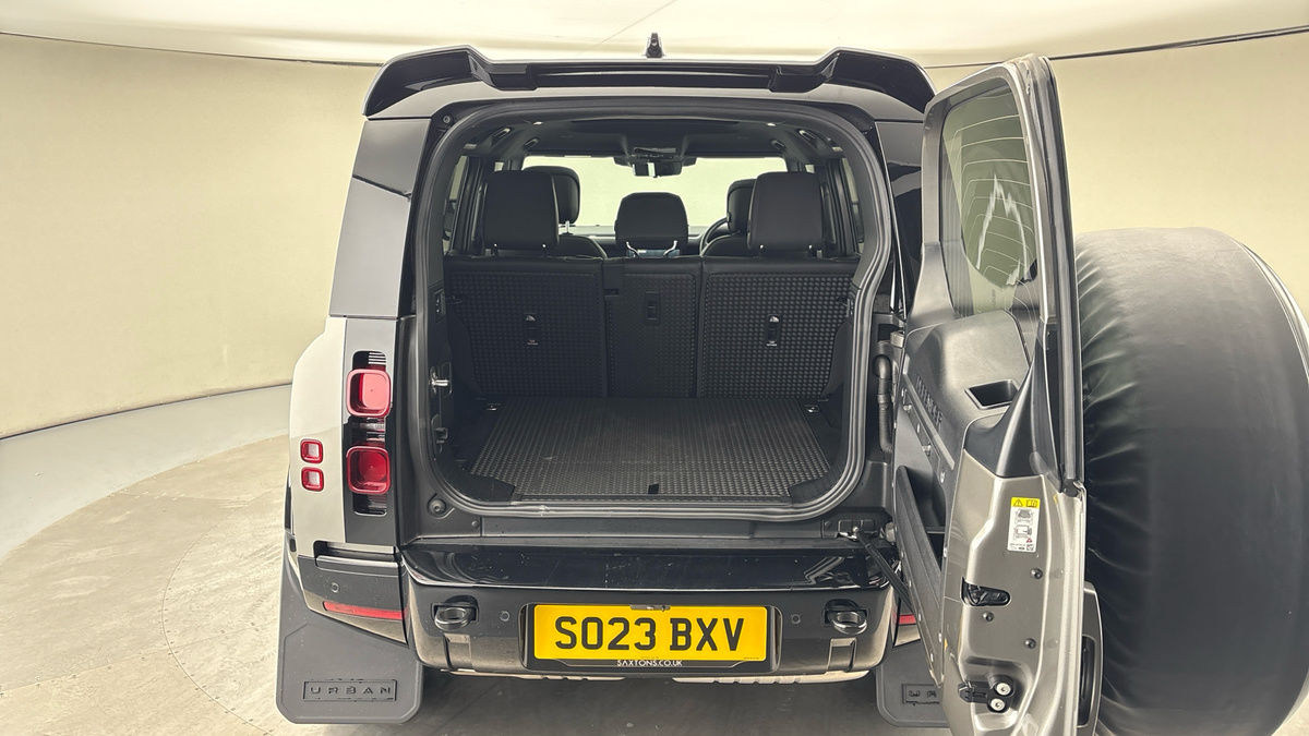 Used Land Rover Defender 110 2023 for sale - 76040248: Photo 21