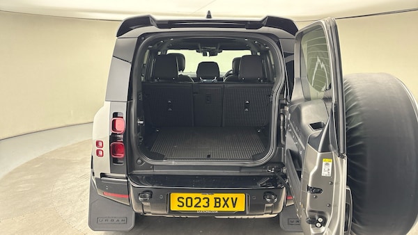 Used Land Rover Defender 110 2023 for sale - 76040248: Photo 21