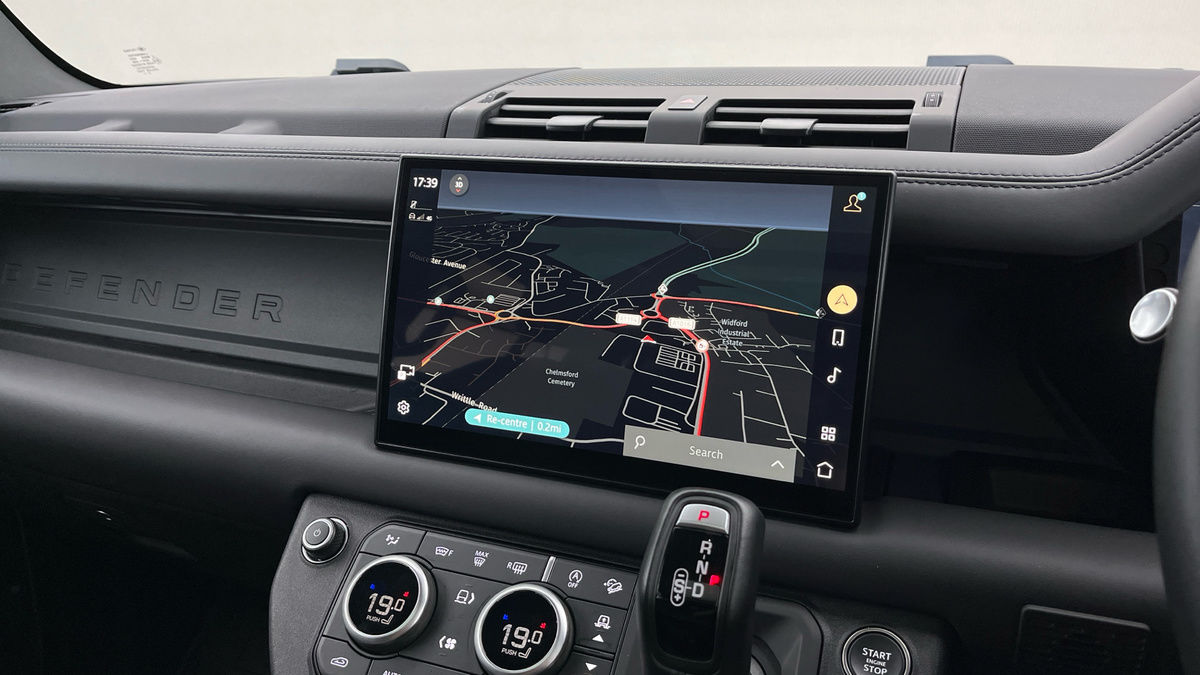 Used Land Rover Defender 110 2023 for sale - 76040248: Photo 33