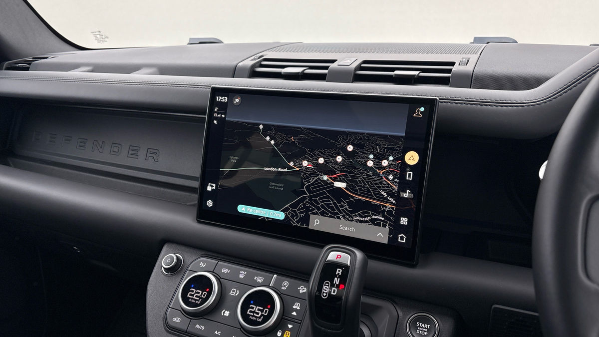 Used Land Rover Defender 110 2023 for sale - 76040248: Photo 34