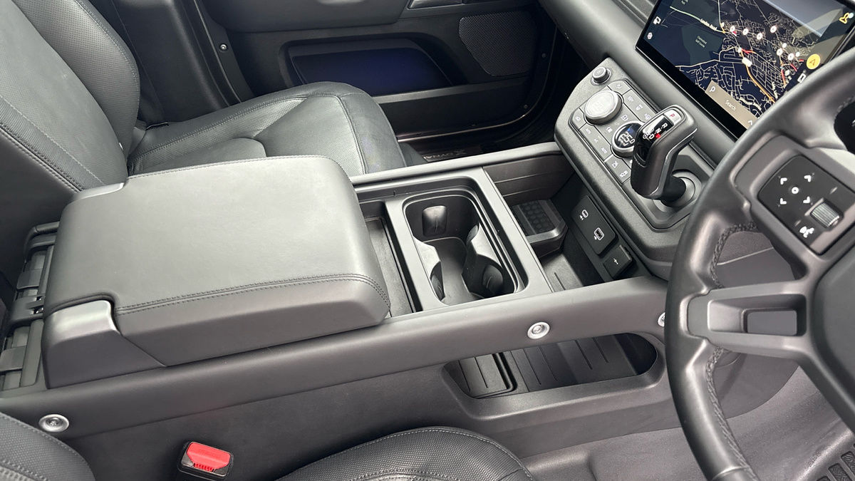 Used Land Rover Defender 110 2023 for sale - 76040248: Photo 36