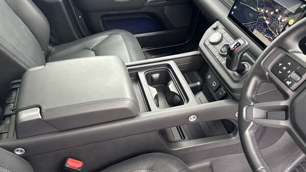 Used Land Rover Defender 110 2023 for sale - 76040248: Photo 36