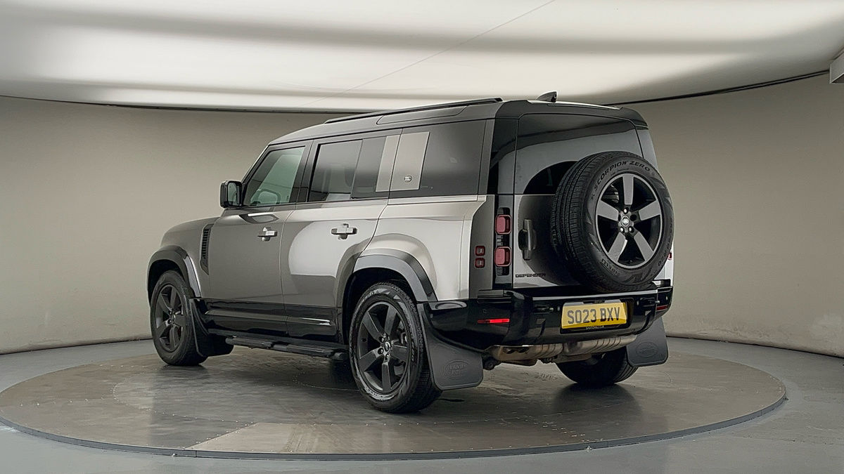 Used Land Rover Defender 110 2023 for sale - 76040248: Photo 4