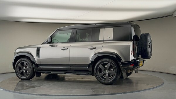 Used Land Rover Defender 110 2023 for sale - 76040248: Photo 55