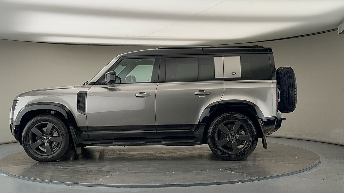 Used Land Rover Defender 110 2023 for sale - 76040248: Photo 56