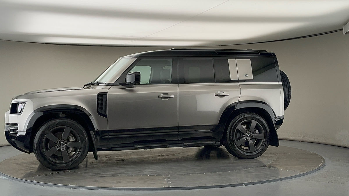 Used Land Rover Defender 110 2023 for sale - 76040248: Photo 57