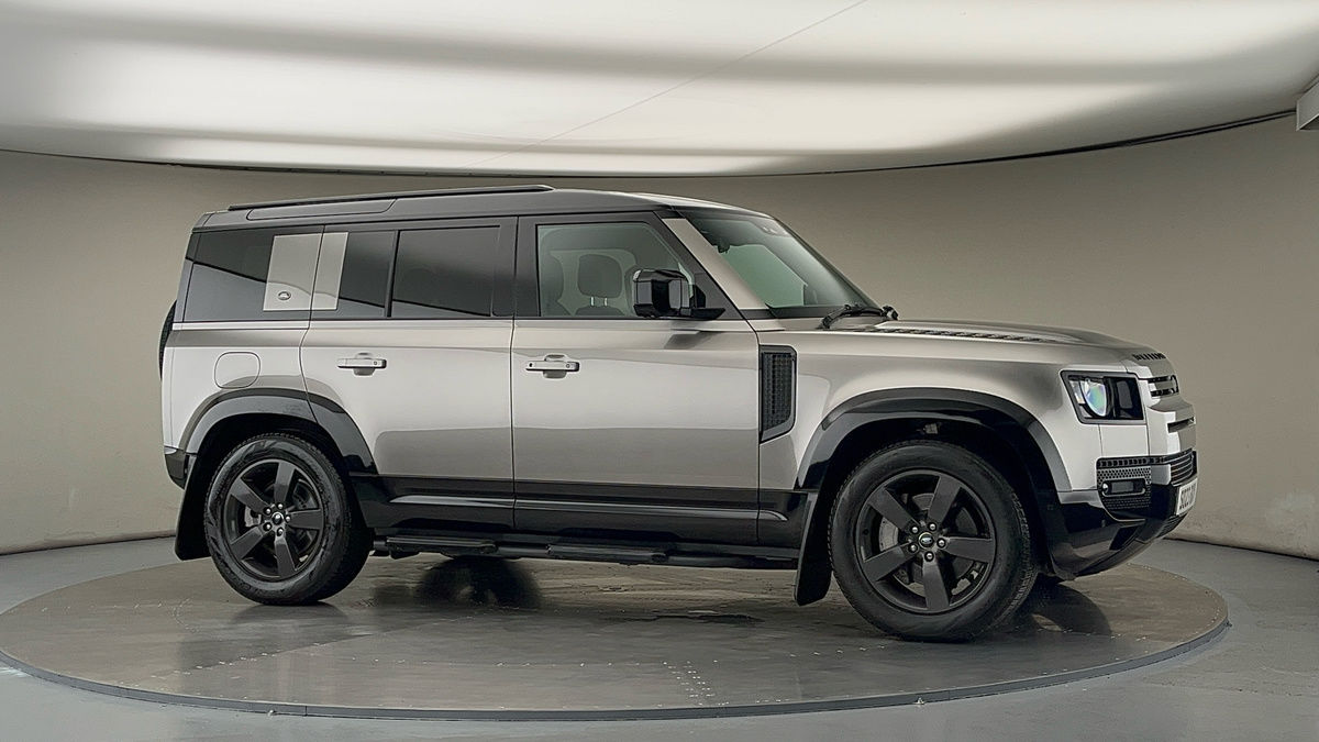 Used Land Rover Defender 110 2023 for sale - 76040248: Photo 71