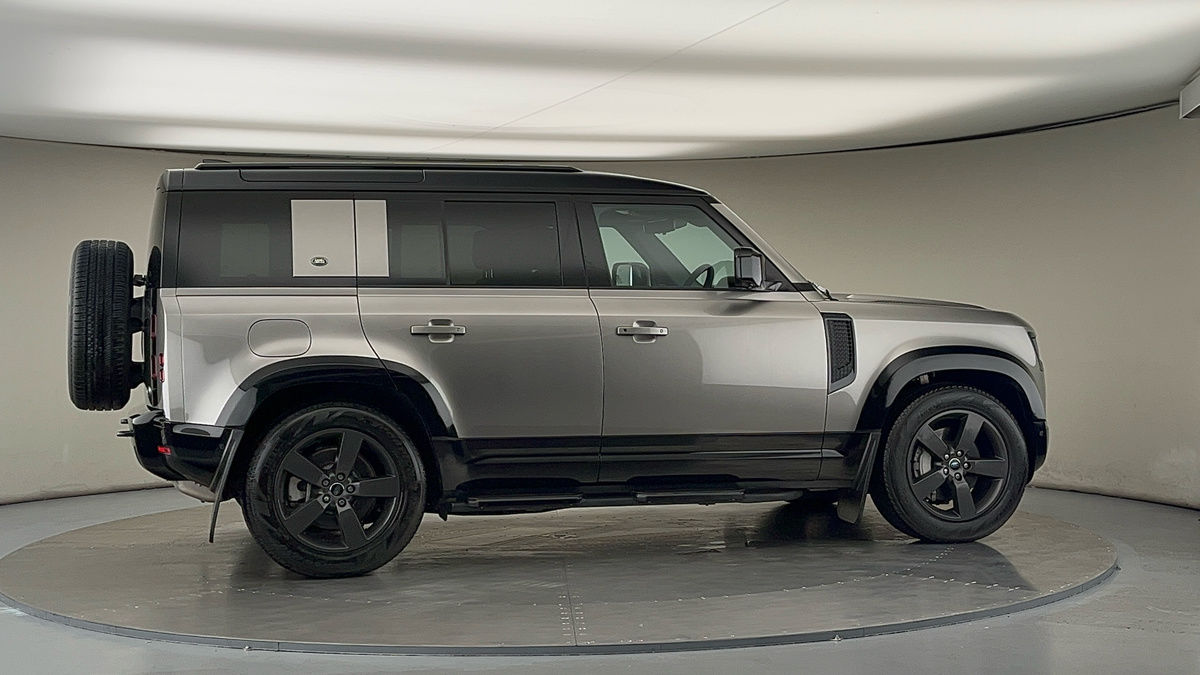 Used Land Rover Defender 110 2023 for sale - 76040248: Photo 75