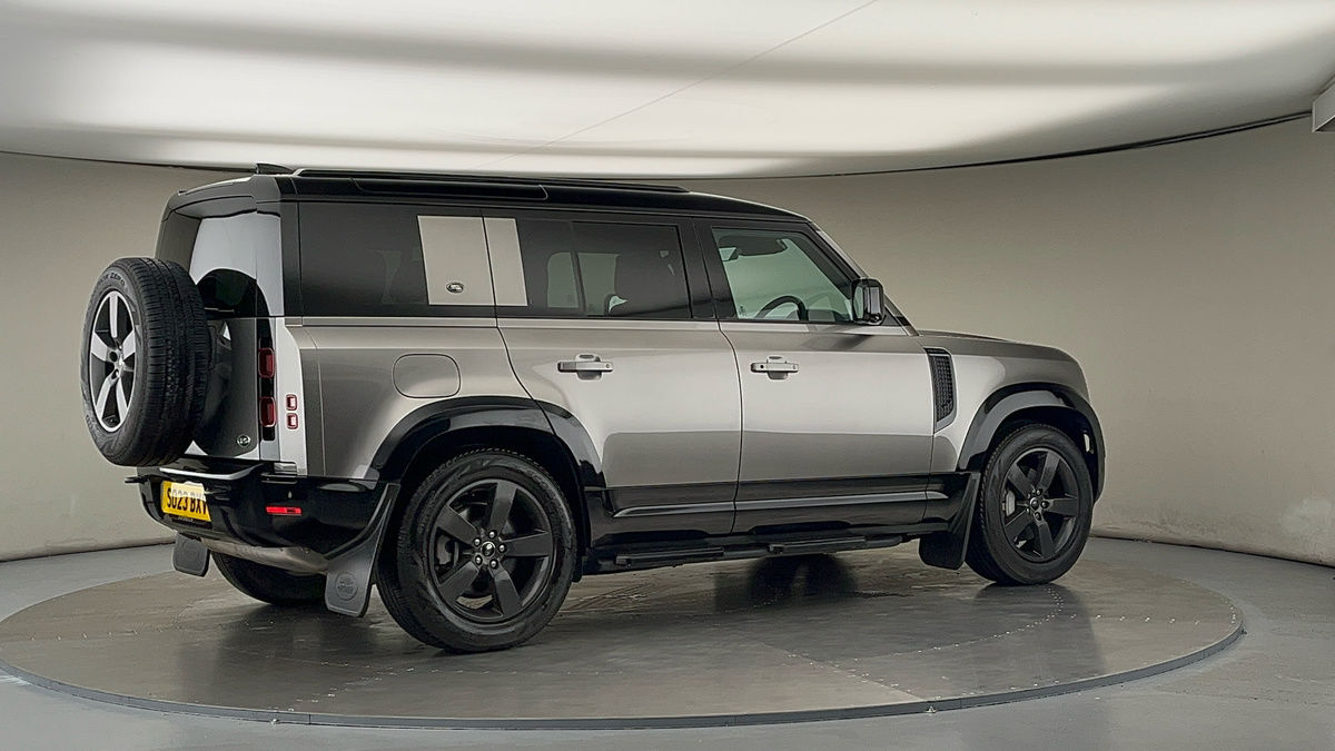 Used Land Rover Defender 110 2023 for sale - 76040248: Photo 77