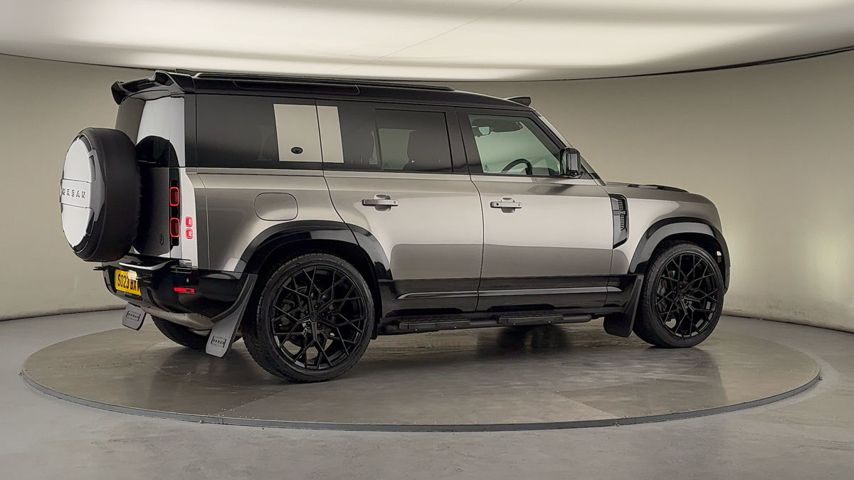 Used Land Rover Defender 110 2023 for sale - 76040248: Photo 84