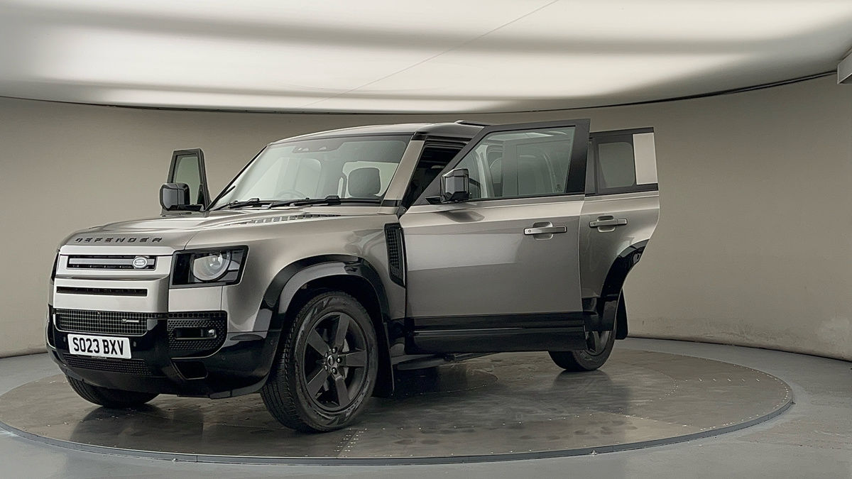 Used Land Rover Defender 110 2023 for sale - 76040248: Photo 99