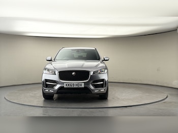 Used Jaguar F-Pace 2019 for sale - 78545120: Photo