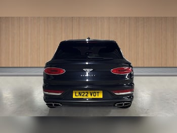 Used Bentley Bentayga 2022 for sale - 78960292: Photo