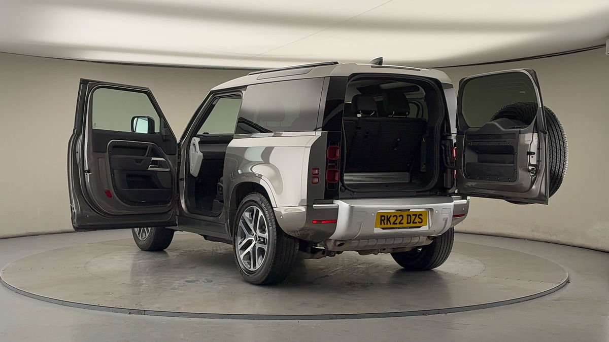 Used Land Rover Defender 2022 for sale - 78213229: Photo 23