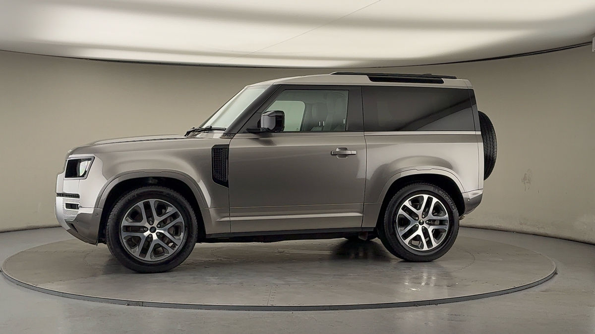 Used Land Rover Defender 2022 for sale - 78213229: Photo 31