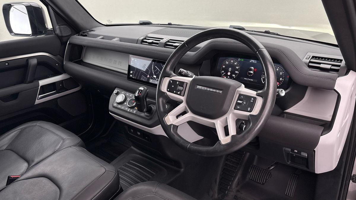 Used Land Rover Defender 2022 for sale - 78213229: Photo 5